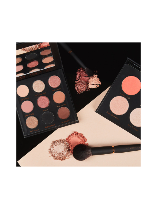 Youngblood - Weekender Palette -monikäyttöinen meikkipaletti (sis. eri 13 tuotetta) - 12 - photo 6 Youngblood - Weekender Palette -monikäyttöinen meikkipaletti (sis. eri 13 tuotetta) - 12 | Stockmann - photo 6