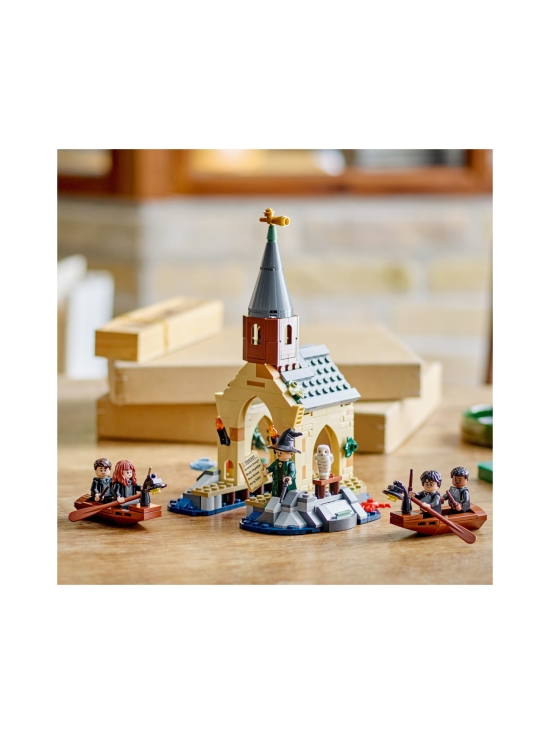 LEGO HARRY POTTER - LEGO Harry Potter Tylypahkan linnan venevaja 76426 - photo 5 LEGO HARRY POTTER - LEGO Harry Potter Tylypahkan linnan venevaja 76426 | Stockmann - photo 5