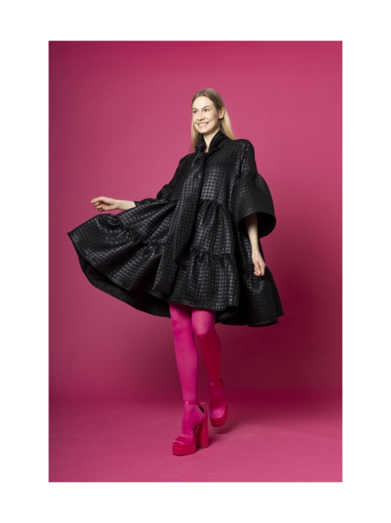 Miia Halmesmaa - LUSH- MEKKO, KUKONASKEL MUSTA - MUSTA | Stockmann - photo 2