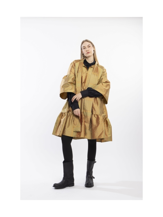 Miia Halmesmaa - LUSH- SILKKIMEKKO RUSETTIKAULUKSELLA, RUUTU KULTA - KULTA | Stockmann - photo 8