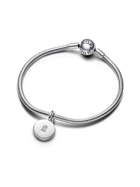 Pandora - Avattava ja kaiverrettava medaljonki -riipushela Key hole engravable locket sterling silver dangle with clear cubic zirconia Sterling silver  Cubic Zirconia Clear 793066C01 | Stockmann - photo 3