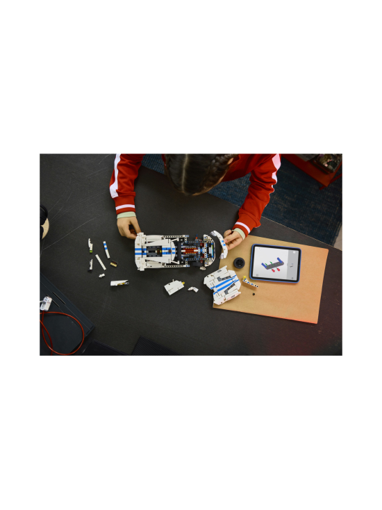 LEGO TECHNIC - LEGO Technic Dodge Viper GTS-R ‑urheiluauto 42234 | Stockmann - photo 4
