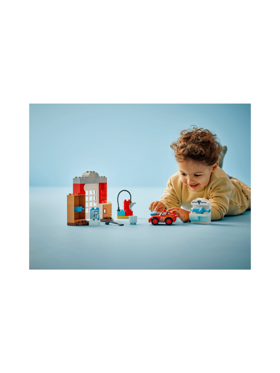 LEGO DUPLO - LEGO DUPLO Disney TM McQueenin vierailu Docin tallilla 10456 - photo 4 LEGO DUPLO - LEGO DUPLO Disney TM McQueenin vierailu Docin tallilla 10456 | Stockmann - photo 4