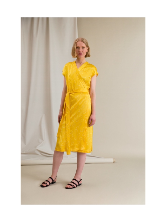 Voglia - SELMA Kietaisumekko - M44 KELTAINEN - photo 3 Voglia - SELMA Kietaisumekko - M44 KELTAINEN | Stockmann - photo 3
