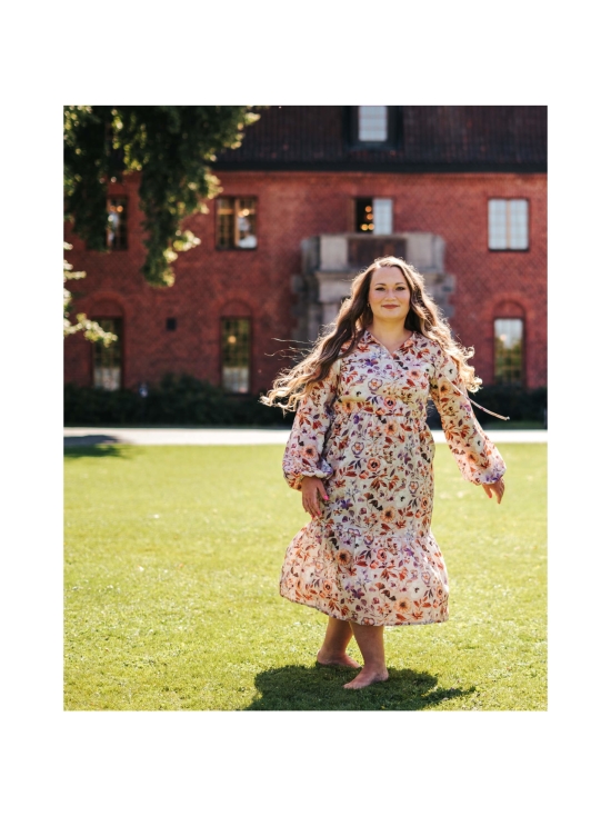 Nakoa - Ulrika Dress, Daisies - DAISIES - photo 3 Nakoa - Ulrika Dress, Daisies - DAISIES | Stockmann - photo 3