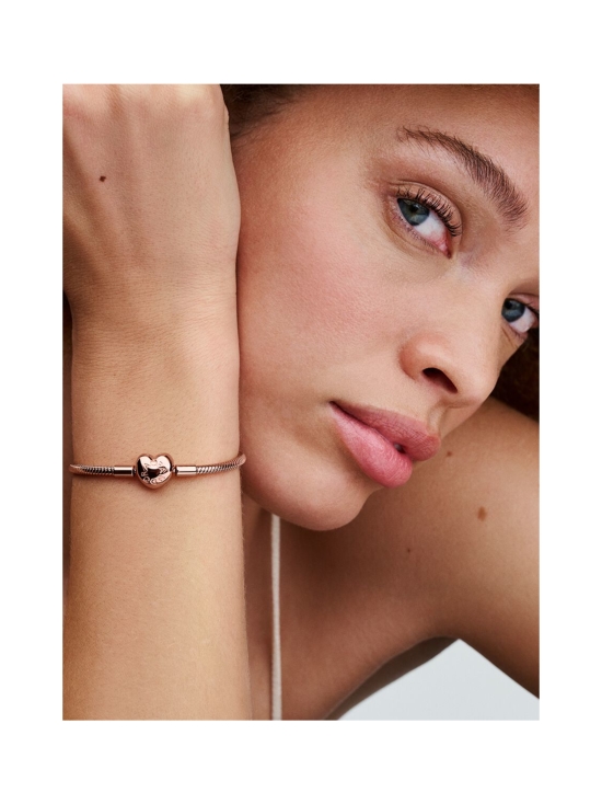 Pandora - Pandora Moments -Ruusukultainen käärmeketjurannekoru ja sydänlukko 583050C00 | Stockmann - photo 5