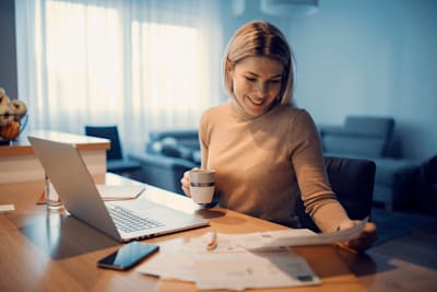 ¿Cuál es la diferencia entre consolidación de deudas y préstamos personales?