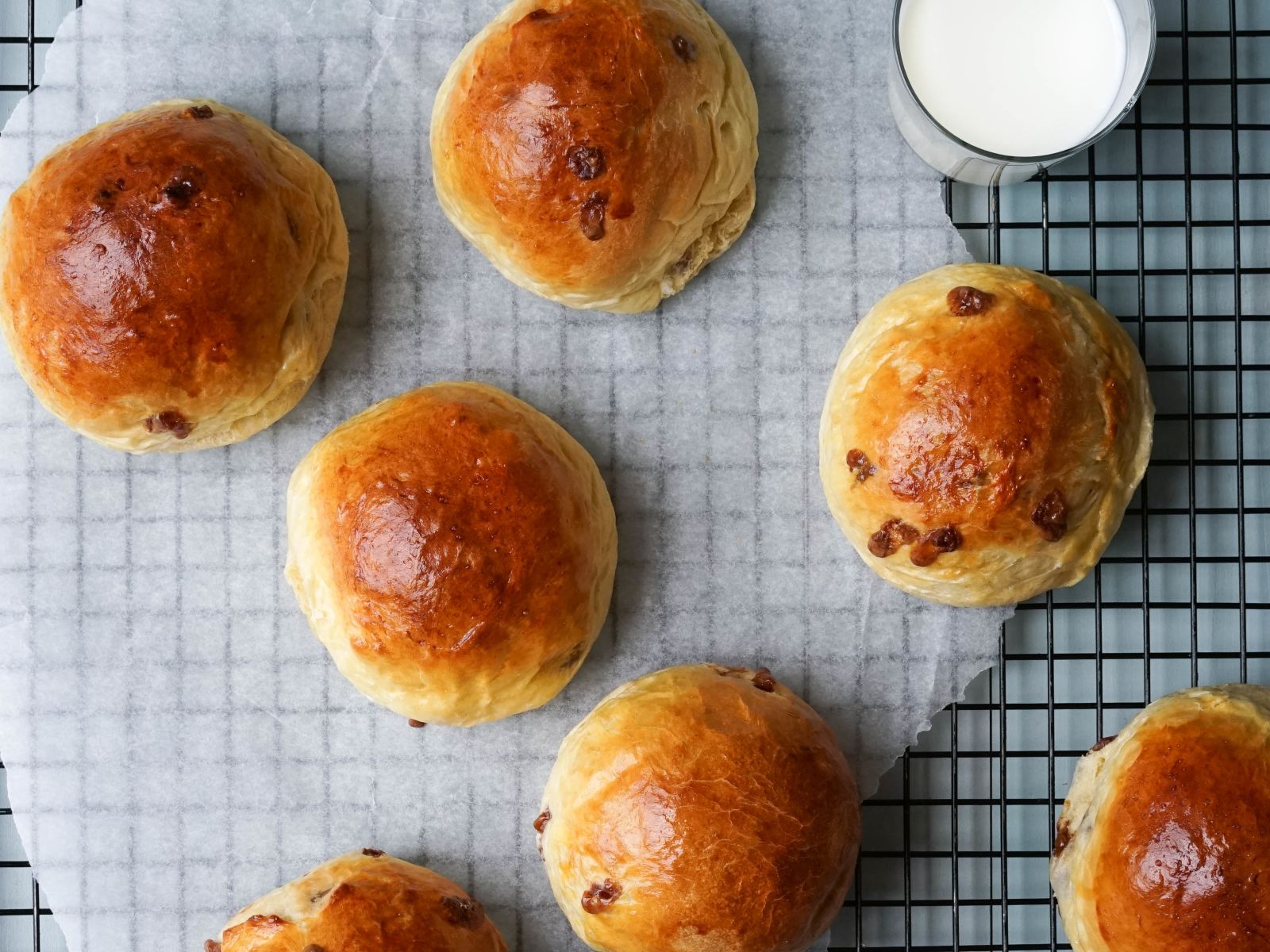 Her får du våre aller beste oppskrifter på hjemmebakte boller.