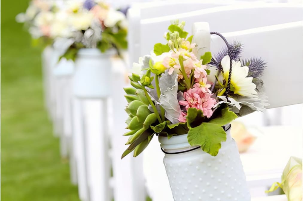 Everything you need to know about event chair hire