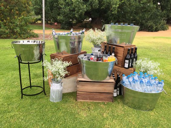 The Essentials for Planning a Summer Wedding