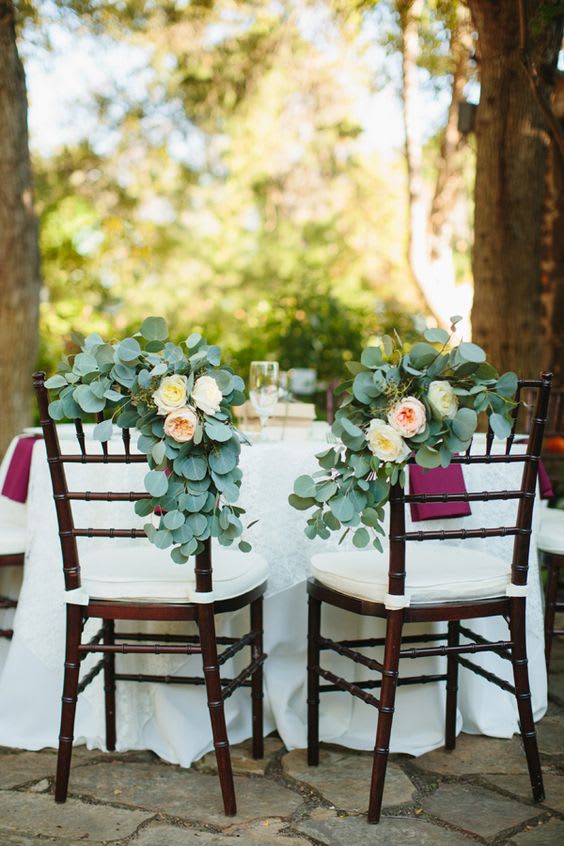 Why the Tiffany Chair is a popular choice for weddings