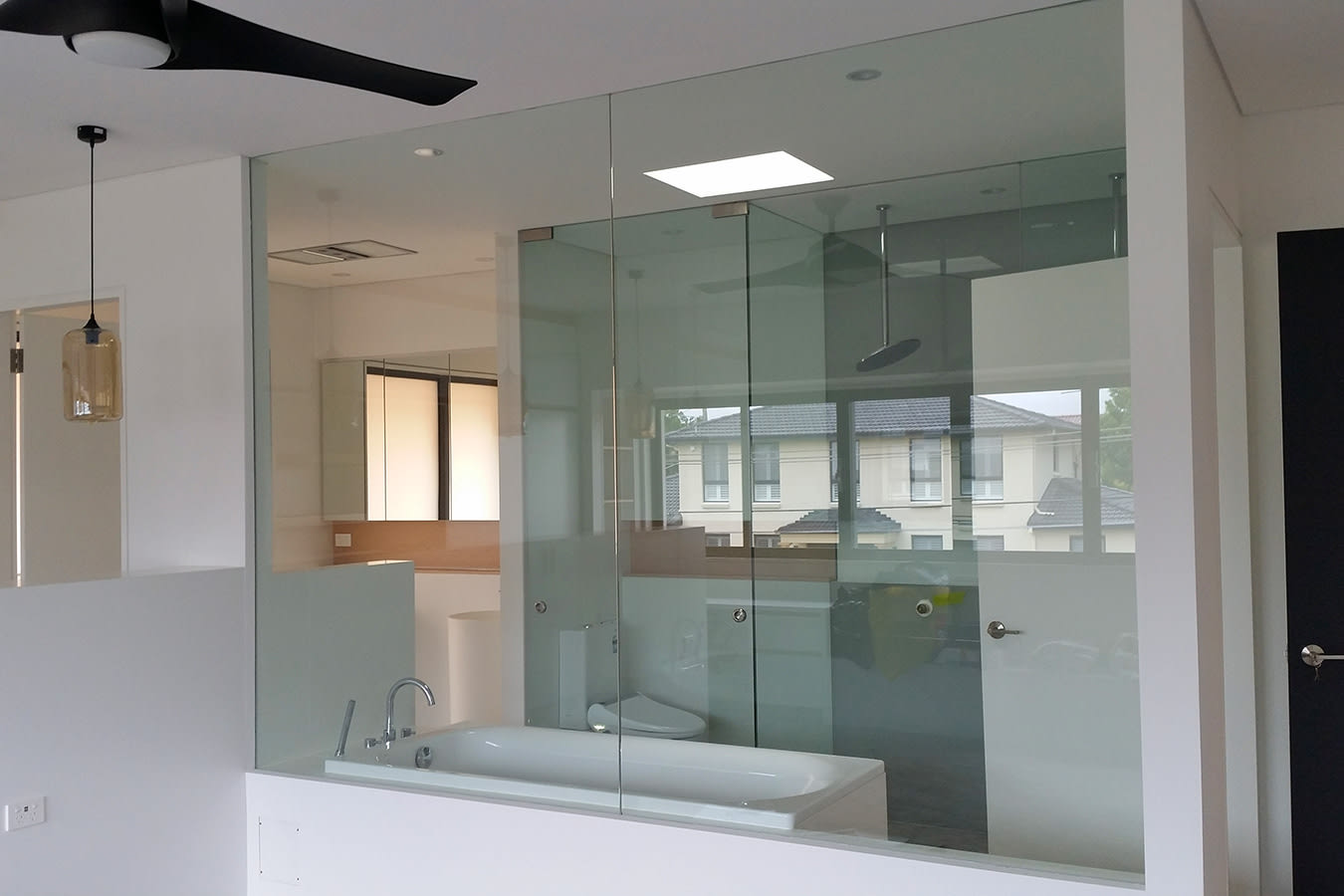 Architectural Glass Specialists Commercial & Residential
