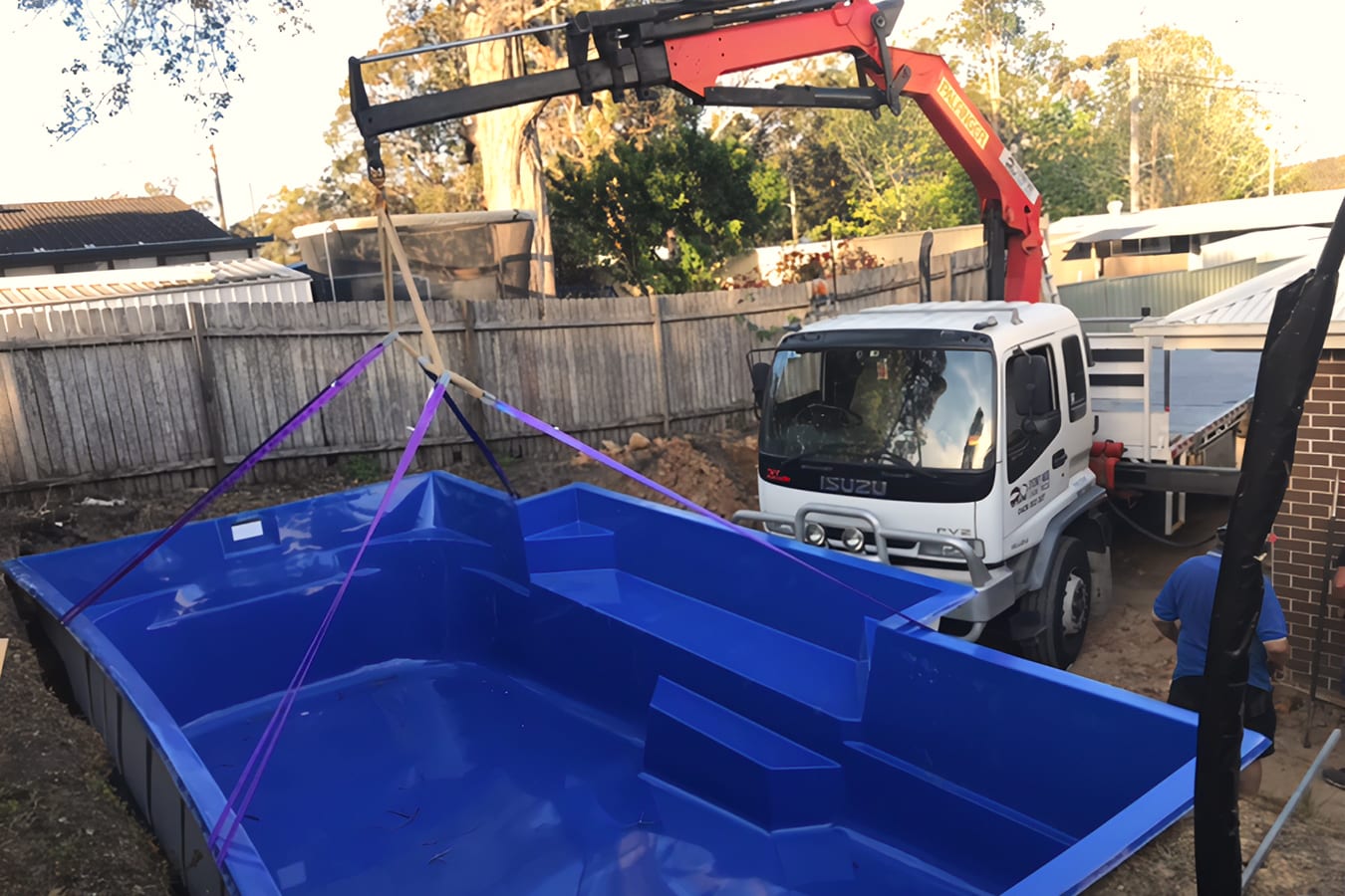 Hiab Crane Truck Hire. Sydney Wide Crane Trucks