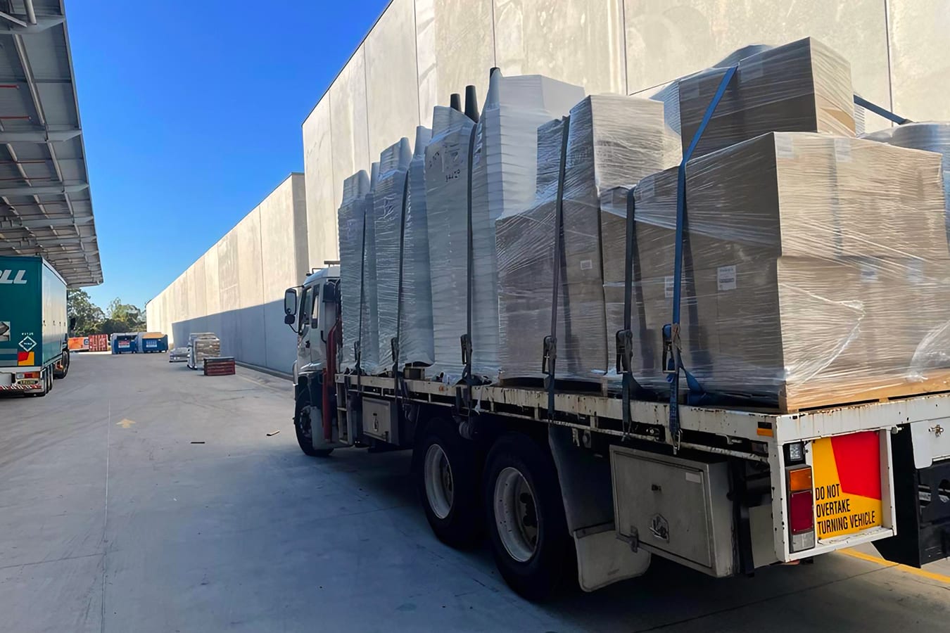 Hiab Crane Truck Hire. Sydney Wide Crane Trucks