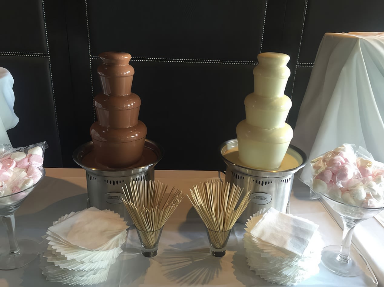 Commercial chocolate fountain machine hire