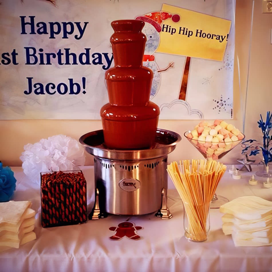 Indulge in a chocolate fountain at your next birthday party, complete with an irresistible assortment of wafer biscuits. Each serving comes with 100 delectable biscuits to dip into the flowing