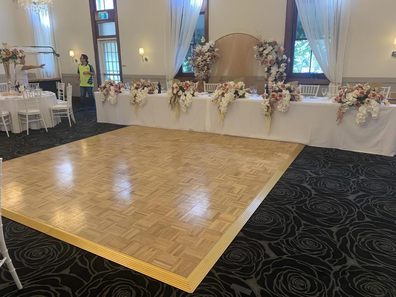 Dance floor 9