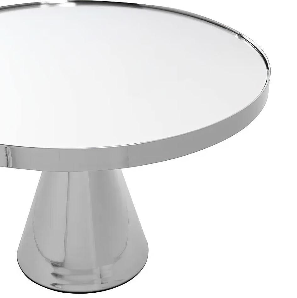 Close-up of our silver cake stand