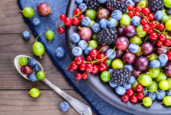 beauty-enhancing-superfoods