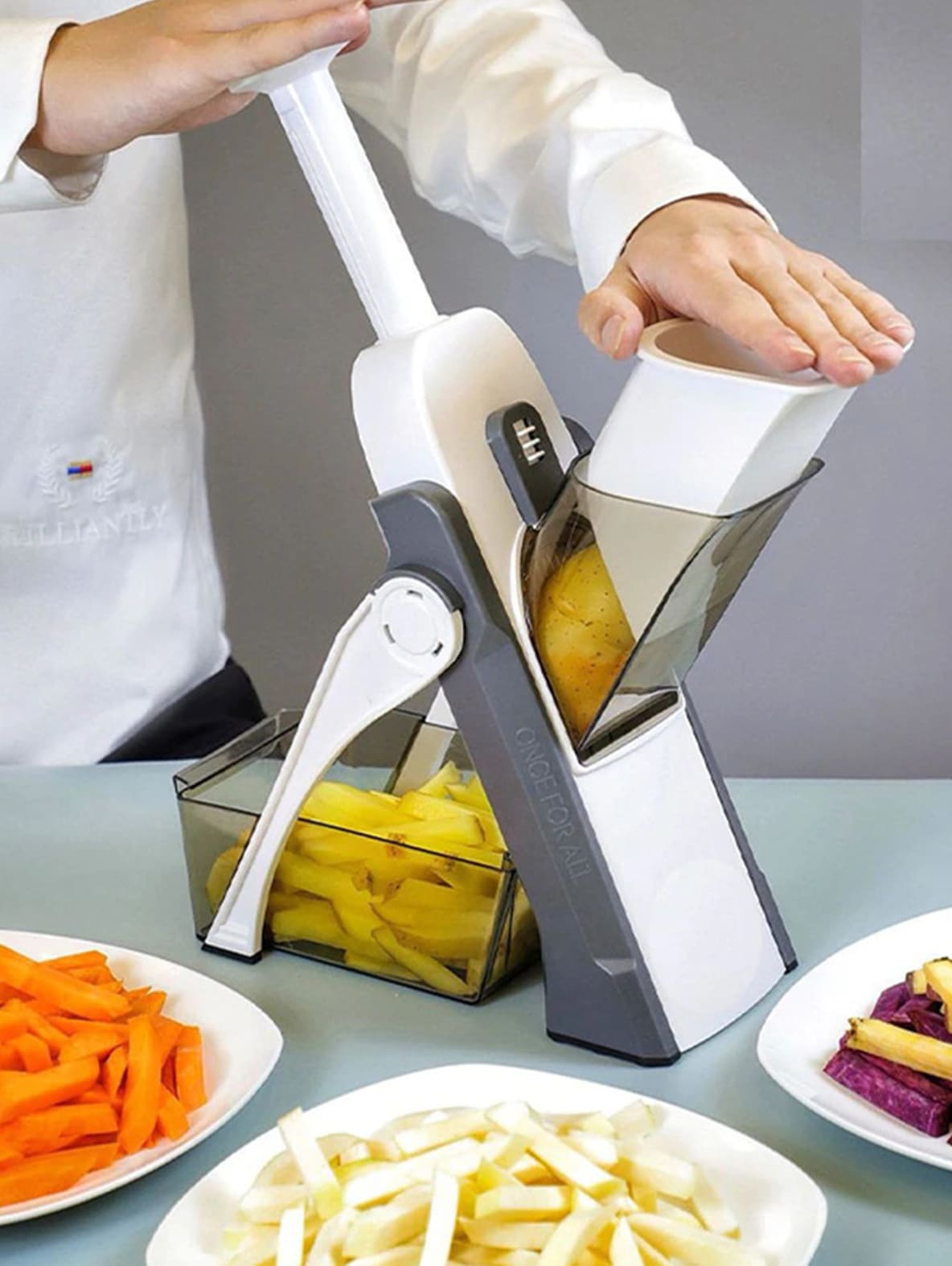 A Multi-functional Vegetable Cutter - Creative Round Manual