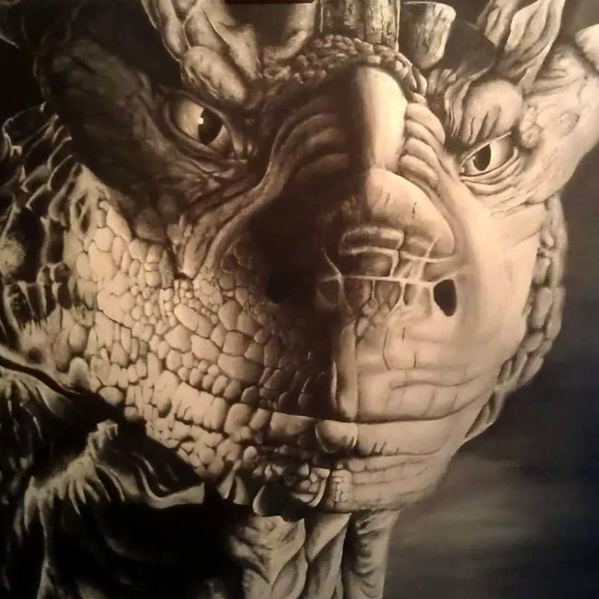 Acrylportret van Drago uit Dragonheart op canvas – 80x80 cm, zwart-wit met veel detail en structuur.