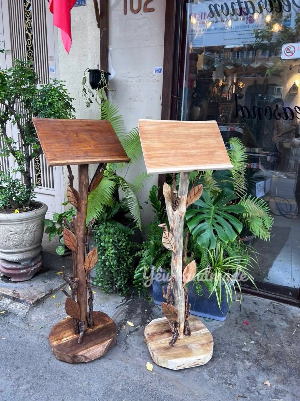Kệ Cây Menu