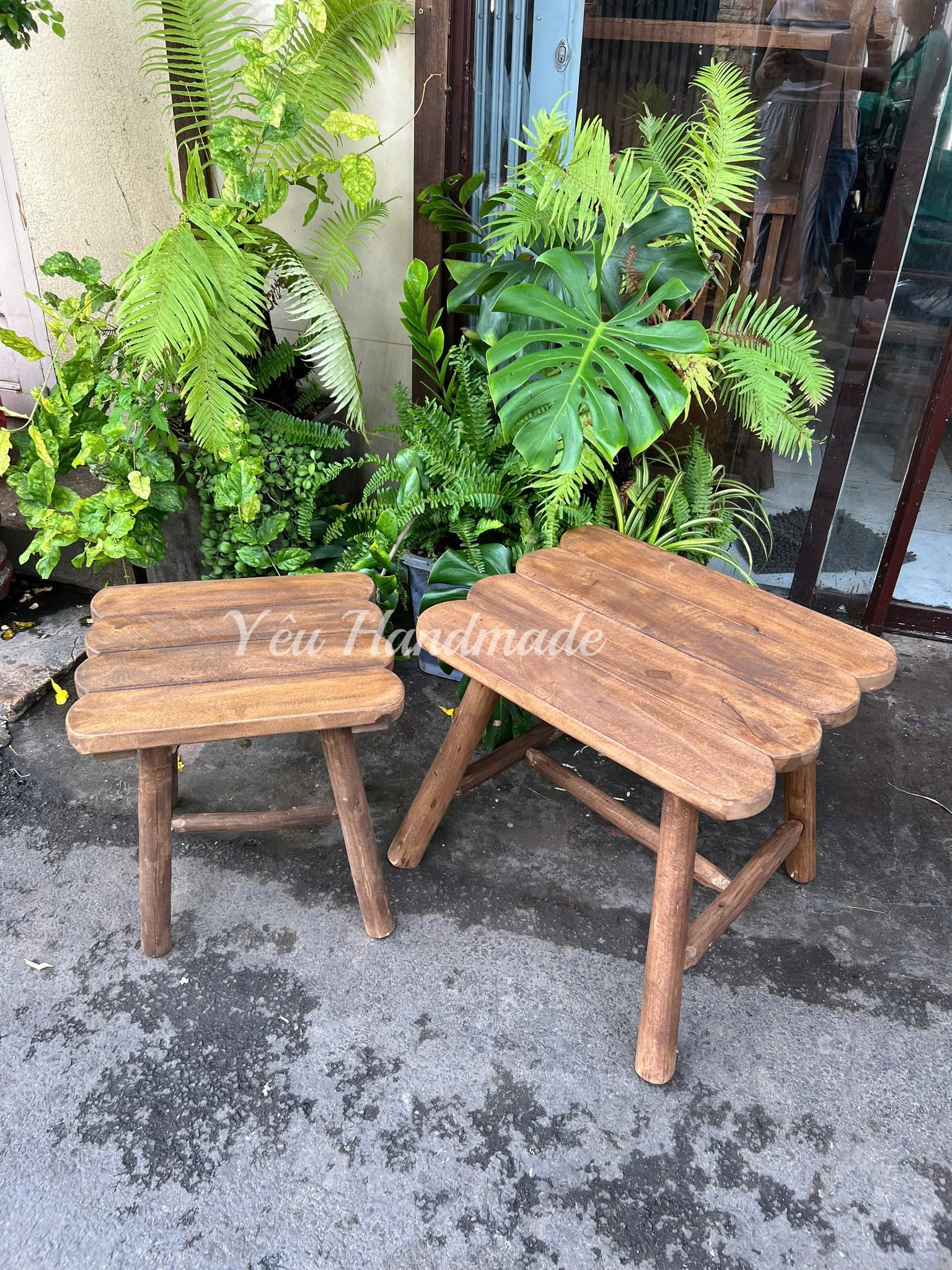 Bàn Tab Bông