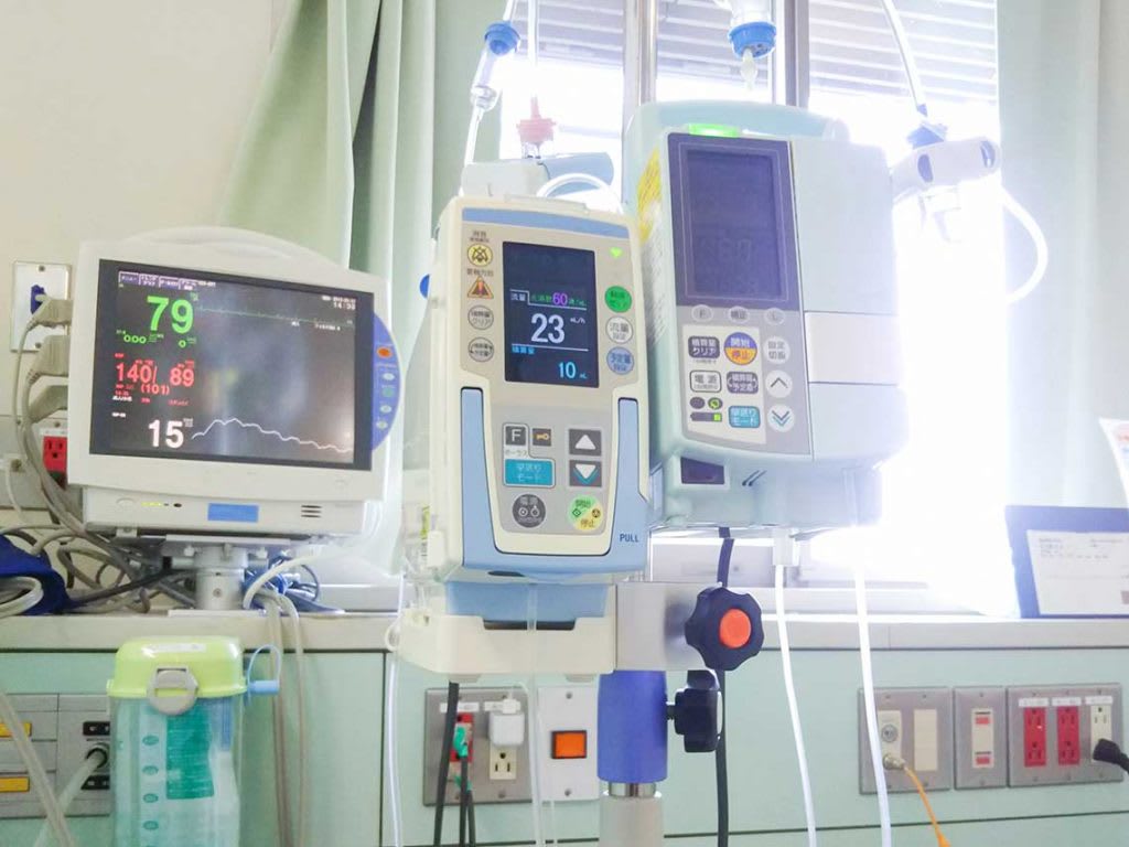 IVs in patient room