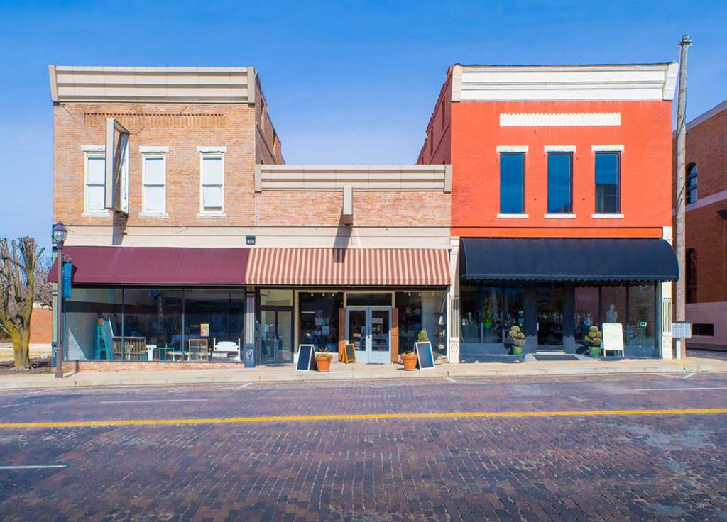 building in Rogers, Arkansas