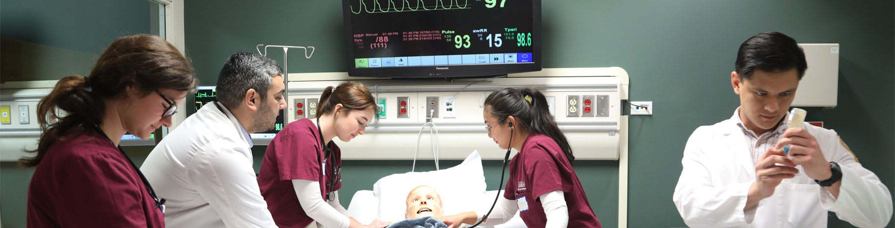 nursing students in clinical setting