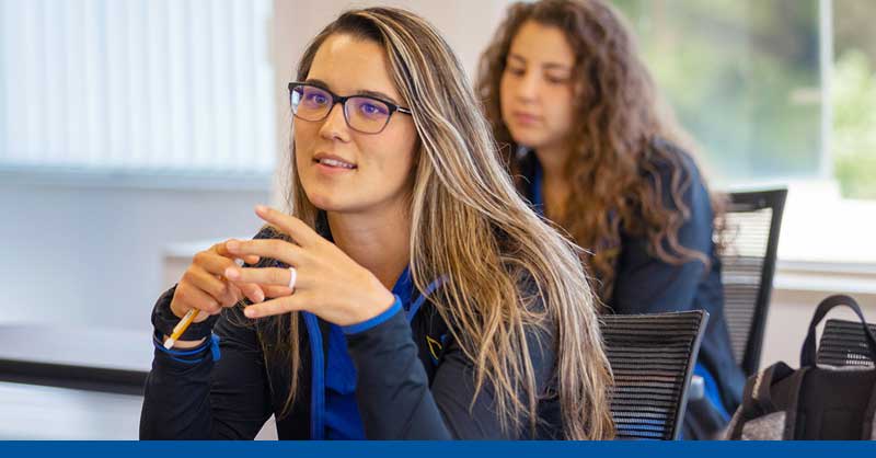 ABSN students sitting in class