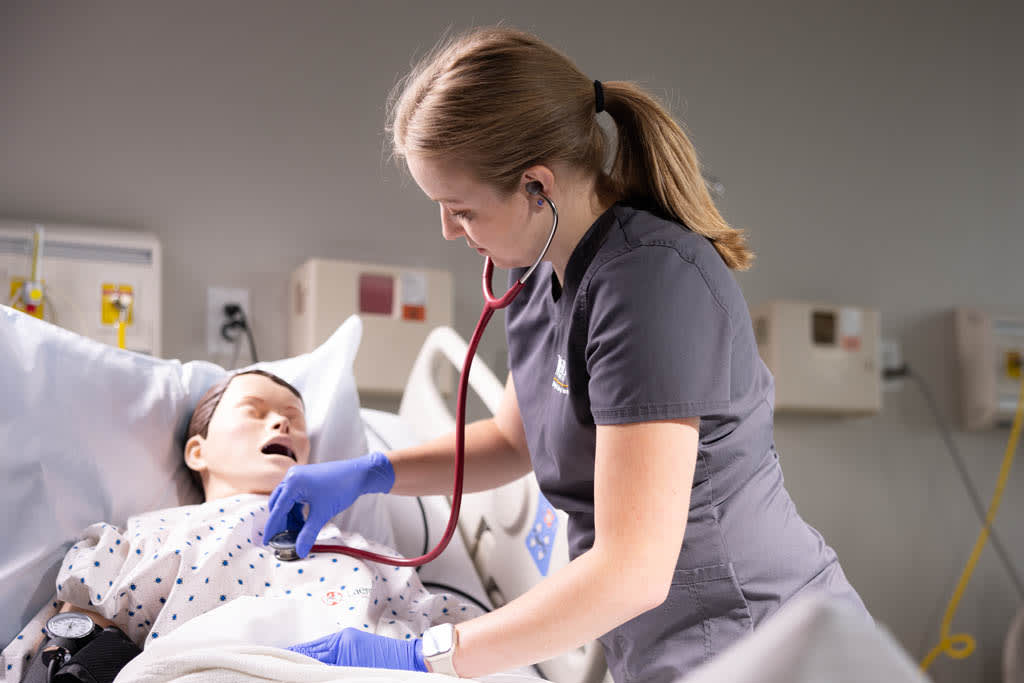 Benefits of a Nursing Career - Mercer ABSN