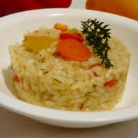 Risotto with peppers, carrots and thyme