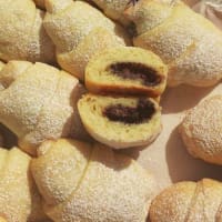 Croissants con Nutella larga ascendente