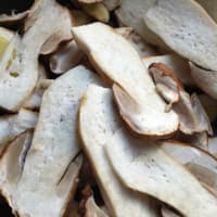 Grass pea soup with mushrooms step 7