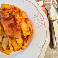 Pasta de harina de maíz alla rustica con salsa de champiñones porcini