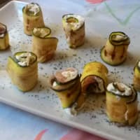 Roulade of grilled zucchini