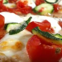 Pizza zucchini and tomatoes, unleavened