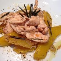 Sliced ​​chicken with lemon pepper