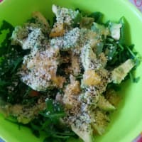 Rocket salad, avocado, oranges and hemp seed Rocket salad, avocado, oranges and hemp seed