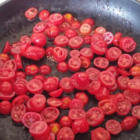 Vegetarian ravioli with ricotta cheese and olives with tomatoes without glut step 14