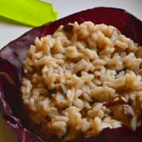 Risotto con radicchio y salchichas