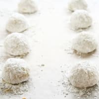 Walnuts snow snowballs cookies biscuits