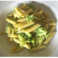 Penne con brócoli y anchoas Penne con brócoli y anchoas