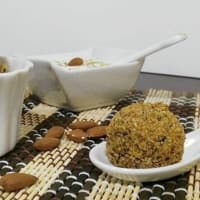 Polpette di quinoa siciliani e mandorle