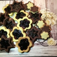 Fiori e stelle alla marmellata