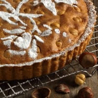 Crostata di nocciole e mandorle