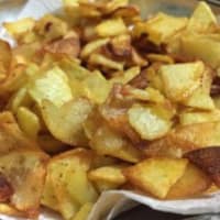 crujientes patatas fritas con especias