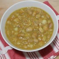 Zuppa di fagioli borlotti freschi