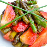 Asparagus salad and strawberries